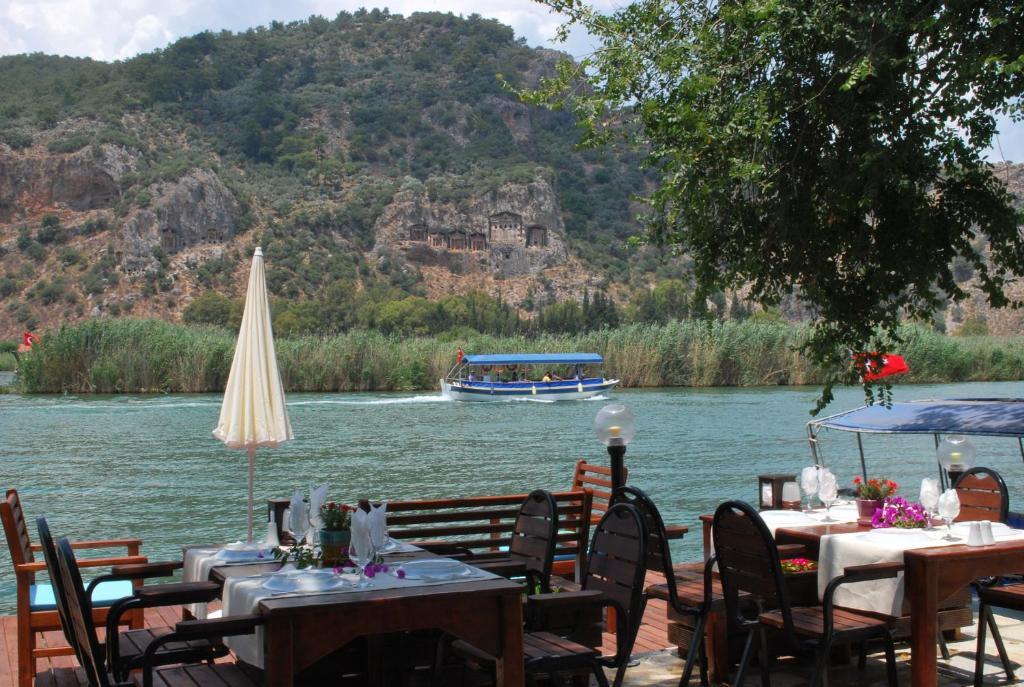 Myra Hotel Dalyan Bagian luar foto